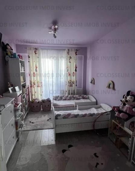Apartament cu 3 camere,decomandat -zona Astra - 1