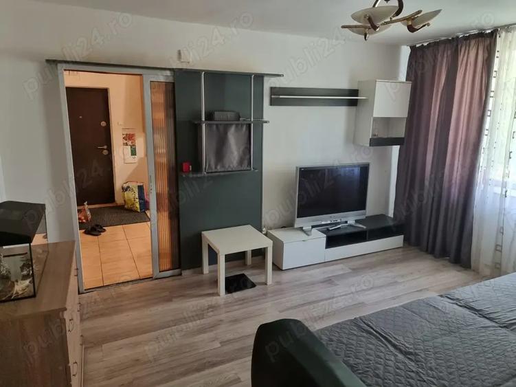 Apartament 3 camere semidecomandat 75000 euro - 3