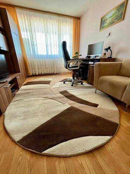 Proprietar vand apartament 2 camere, balcon, Sibiu, zona Hipodrom, Aleea Streiu - 10