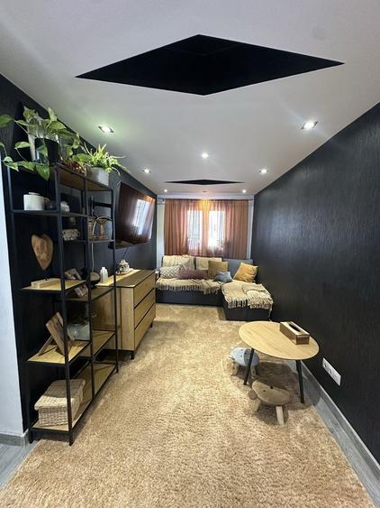 Apartamenr medias 4 camere - 1