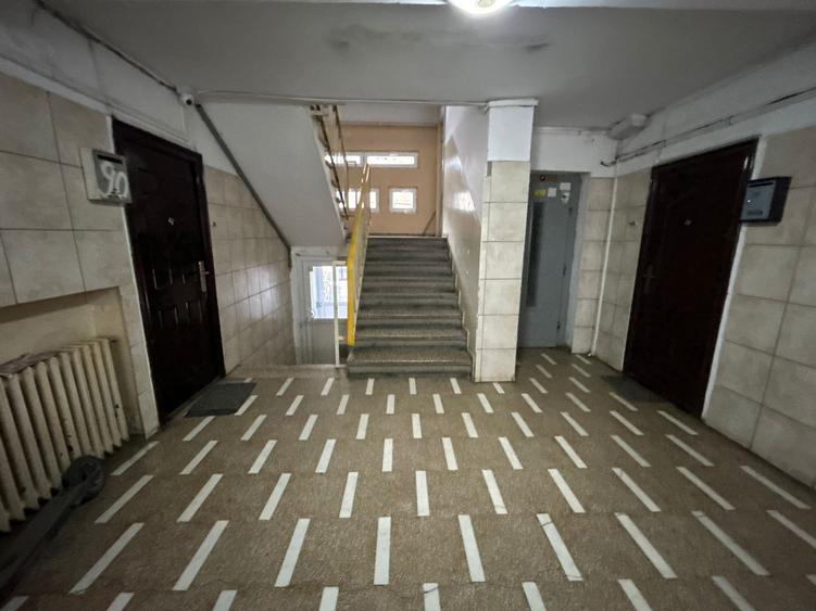 Dristor 2 Camere Etaj 1 Bloc Reabilitat 52 Mp Instalatii Schimbate 3 Min Metrou - 12