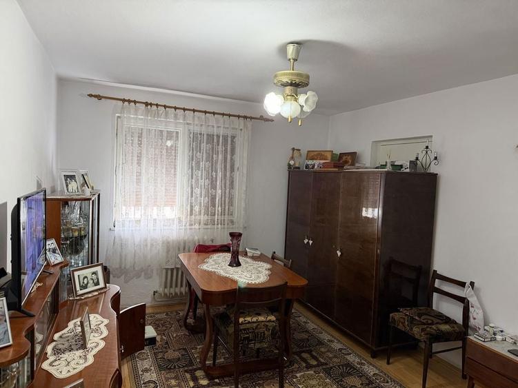 De vanzare apartament 2 camere - 3