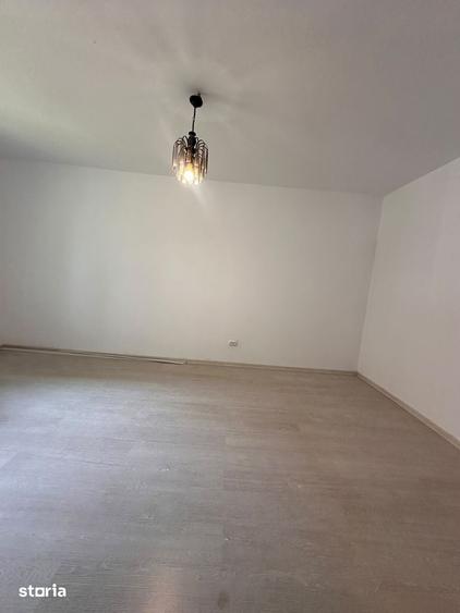 De vanzare garsoniera cf 1, zona excelenta Pret 38000 euro negociabil - 5