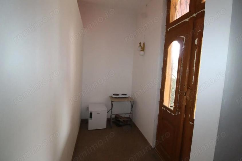 Spa?iu comercial, 75 mp, central, posibilitate inchiriere muncitori - 2