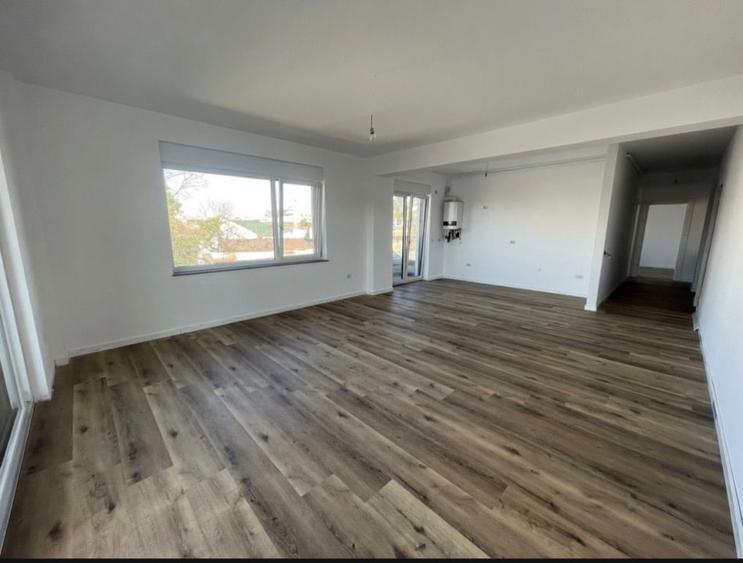 Apartament 3 camere, 88.40 mp, zona Siloz-Semicentral - 1