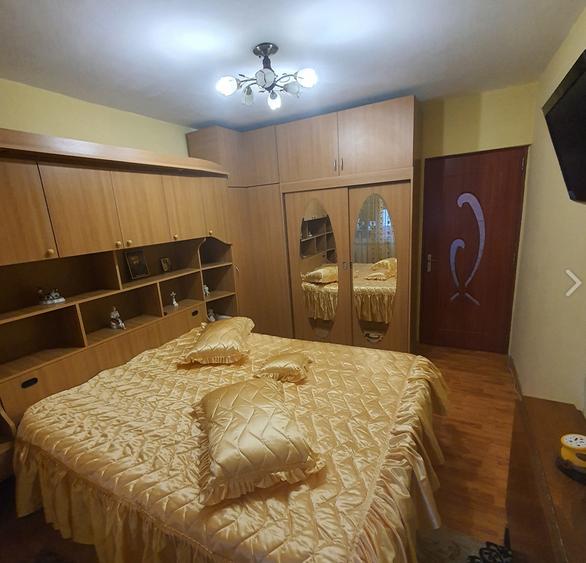 Brancoveanu, Metrou,Parc ,Etajul 3/4,2 Locuri de parcare,Mobilat,Utilat,Liber - 10