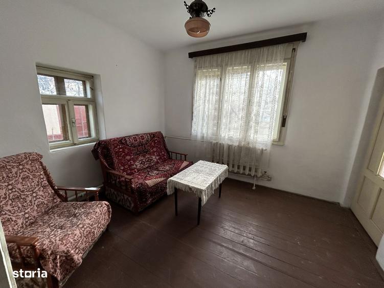 Vand casa mare 4 cam. Mandruloc, st.1.484 mp. sc.160,toate utilitatile - 10