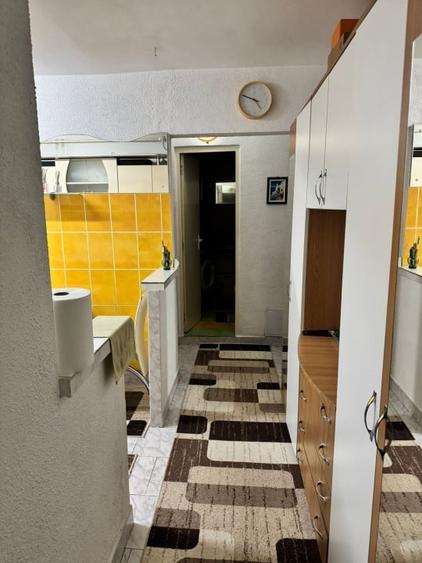 Apartament cu 2 camere decomandat în Hotvon