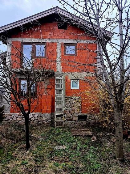 Casa la rosu de vanzare Oradea, zona Episcopia - 4
