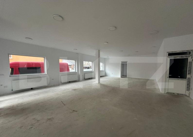 Spa?iu comercial de inchiriat 200 mp utili, Blaj. - 23