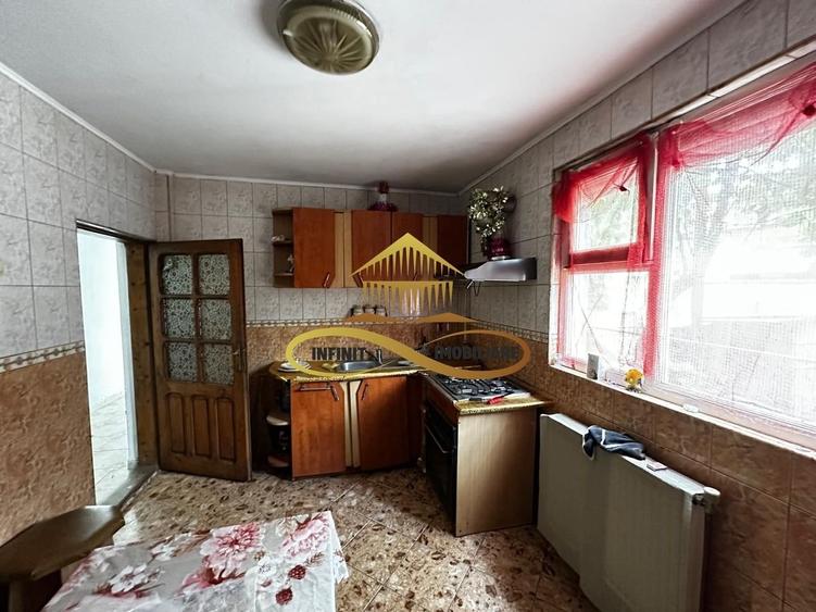 Casă individuală P+M în cartierul CFR Bacău 500 mp teren - 22