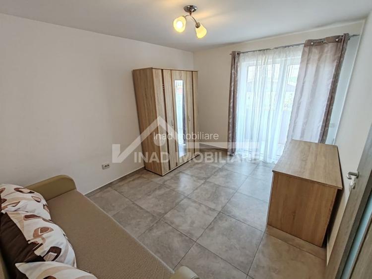 Apartament cu 2 camere, finisat  si mobilat, parcare, Zona Pod Ira Apartament cu 2 camere, finisat  si mobilat, parcare, Zona Pod Ira