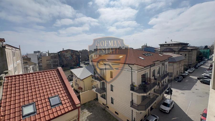 3 camere 180 mp + Parcare privata. Peninsula, Centrul Vechi, Piata Ovidiu - 8