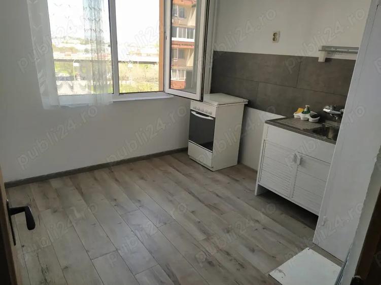 Proprietar garsoniera Astra confort 1 decomandata 33 mp - 2