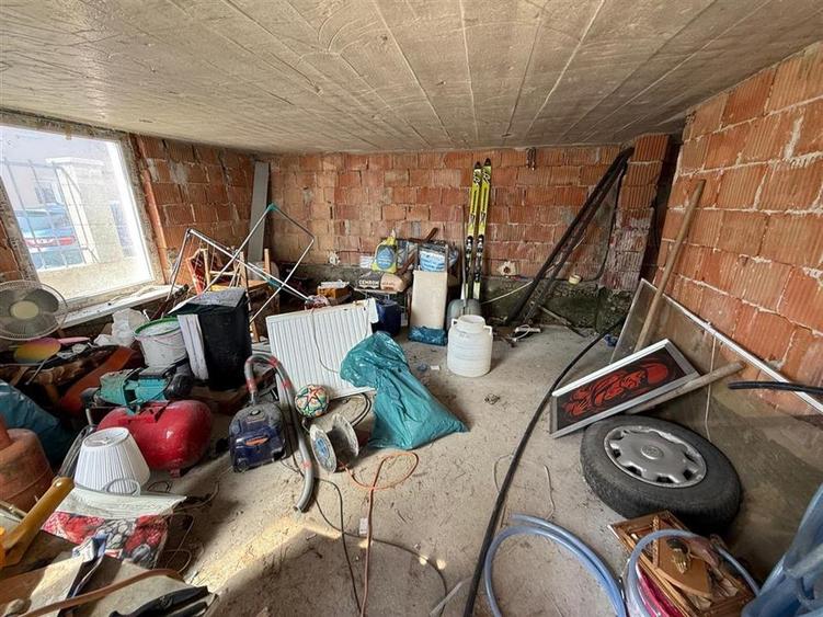 Casa individuala cu 2 camere si 495 mp teren in Sura Mare - 5