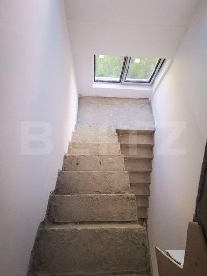 Pensiune semifinisata, 600mp utili, 18 camere, Predeal - 5