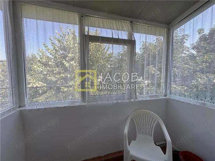 Apartament 3 camere decomandate Str. Metalurgiei, Bacau - 11