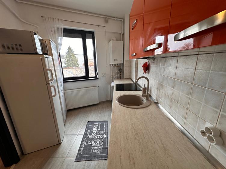 București Noi. 2 camere super drăguț de închiriat - 9