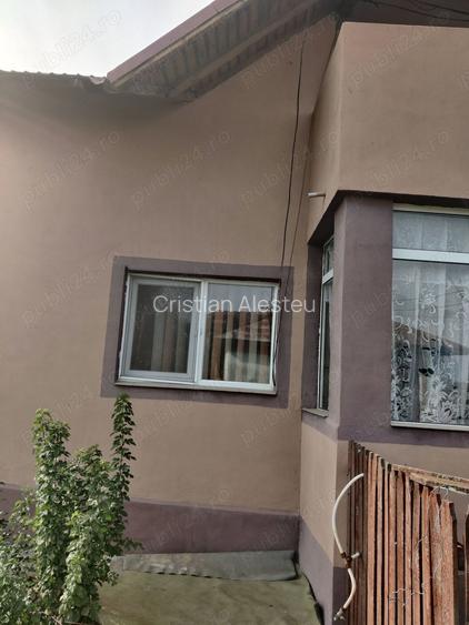 Vind casa in com Ungheni Vind casa in com Ungheni
