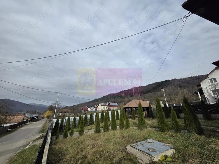 Vila de vacanta cu 4 camere de vanzare in Valea Doftanei - 11