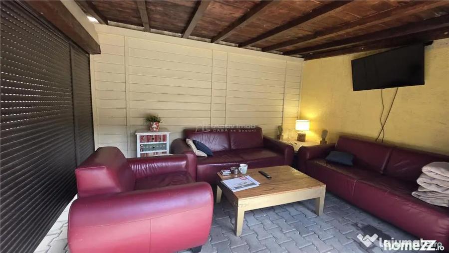 Casa boiereasca, eleganta,piscina, mobilata, teren 613 mp - - 2