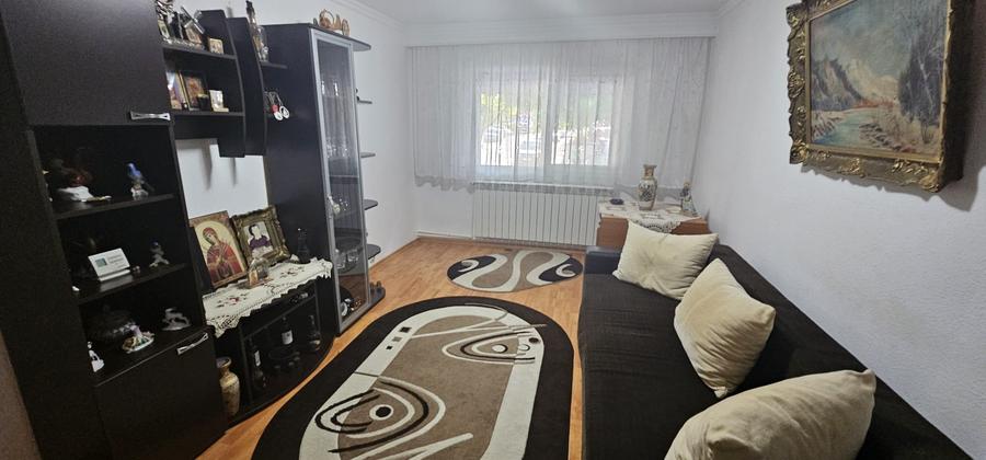 Poarta 6/ 3 camere decomandate / 2 bai / Parter - 1