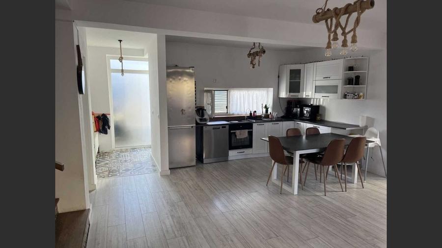 House for sale, 5 Rooms, 112 sqm, 252 sqm, Zalău, Rom&acirc;nia - 1