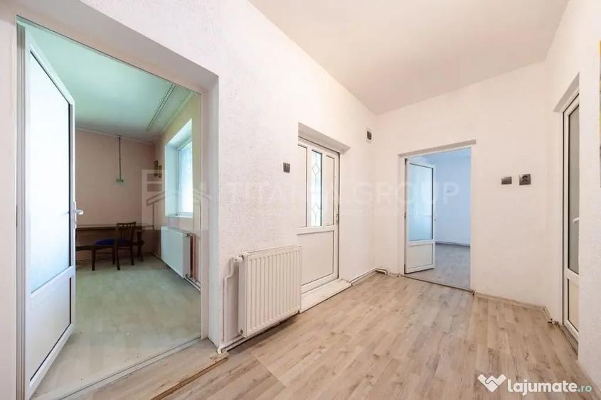 Casă cu 3 camere cu Teren 2200 Mp în Centură