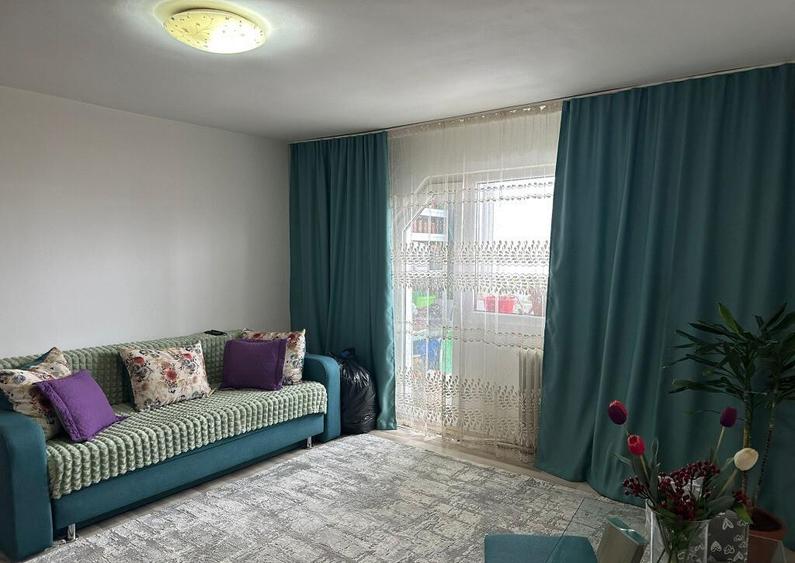 Apartament 2 camere etaj 4 , zona Independentei - 2