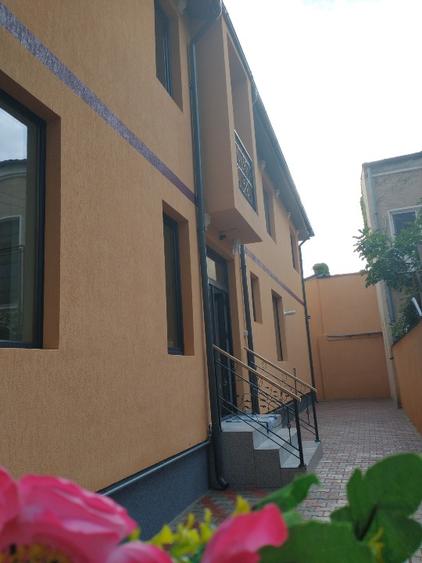 Mall Vitan - Vila  MODERNA 2023   P+1,  4 camere, 166 mp. , singur curte - 95mp - 7