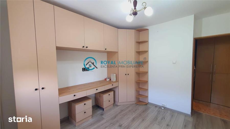 Royal Imobiliare - Vanzare Apartament 3 camere zona 9 Mai - 1