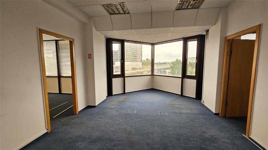 Inchiriere birouri langa metrou Aurel Vlaicu de la 140 mp - 16