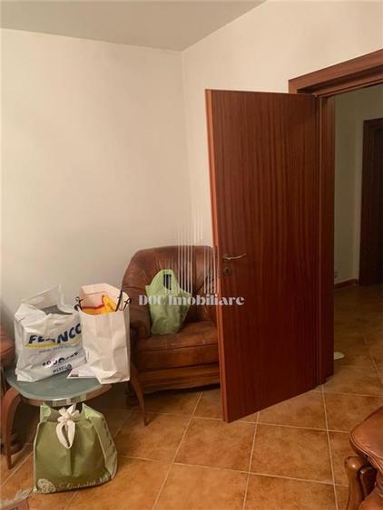 Vanzare 3 camere | Camera de comert-Unirii | 10 minute metrou | Comision 0% - 7