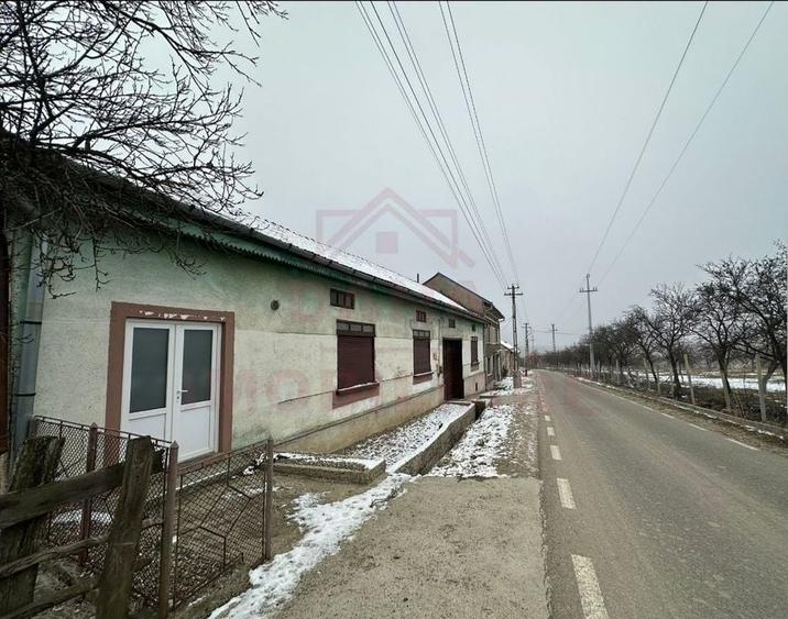 CASĂ DE V&Icirc;NZARE &Icirc;N ILOVA\7 CAMERE, JUD.CARAȘ-SEVERIN - 2