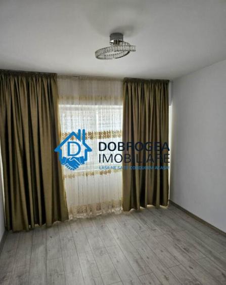 Zona Ultracentrala- Apartament 2 camere ,etaj 2, centrala ga - 4