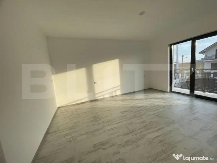 Casă cu 4 camere cu Teren 350 Mp în Malu Mare