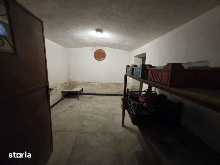 Teren de 680 mp, în Bercu Roșu