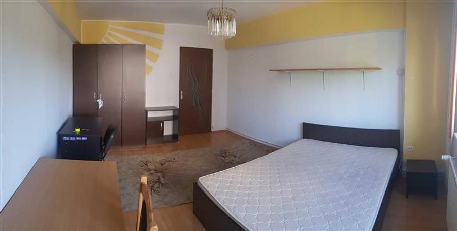 Apartament cu 4 camere semidecomandat în Mănăștur