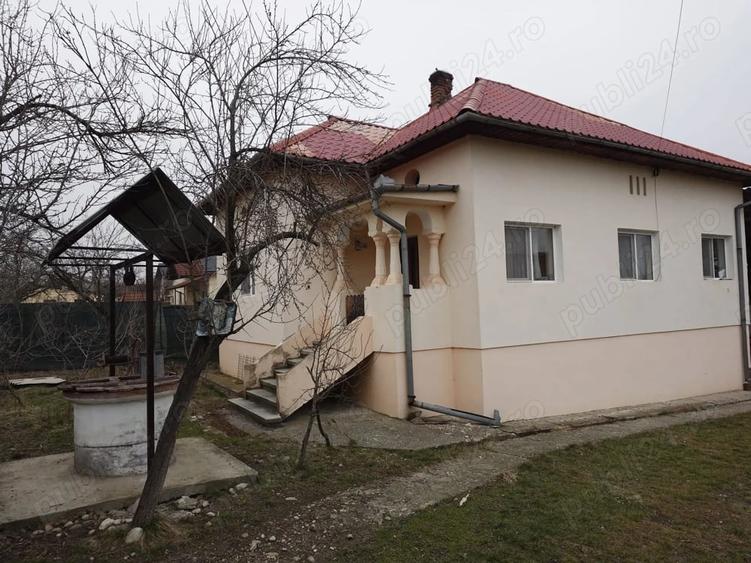 Casă cu 3 camere cu Teren 813 Mp în Grădiștea