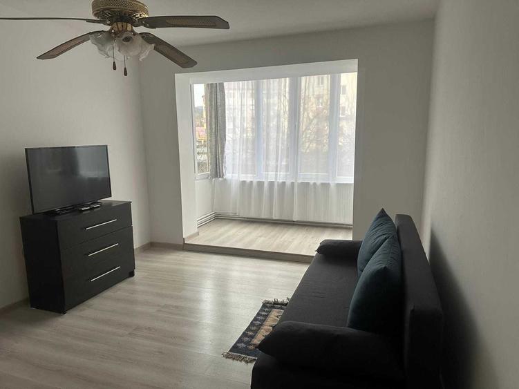 Apartament cu 2 camere semidecomandat în Central