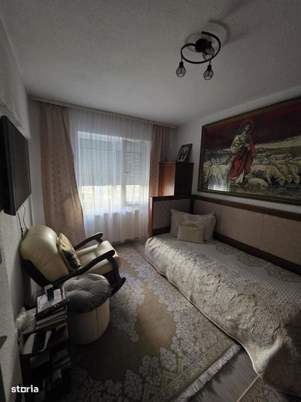 Garsonieră decomandată în Grădiște