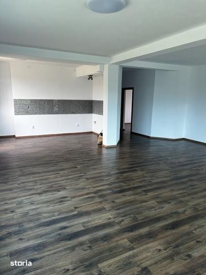 Casă cu 4 camere cu Teren 160 Mp în Central