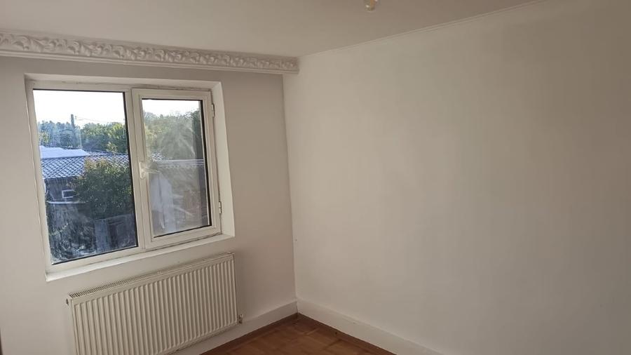 Apartament cu 3 camere decomandat în Popricani