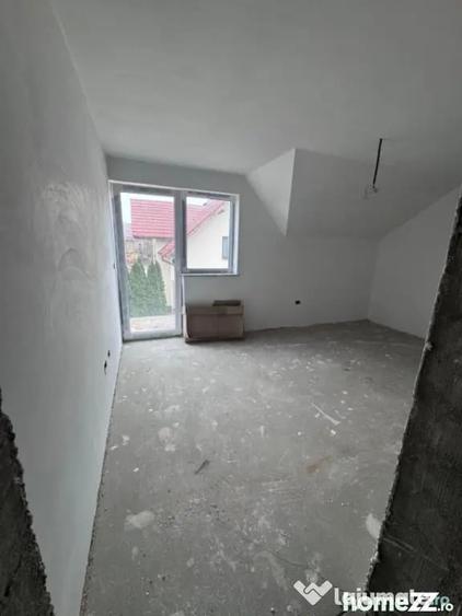 Casă cu 7 camere cu Teren 150 Mp în Rădăuți
