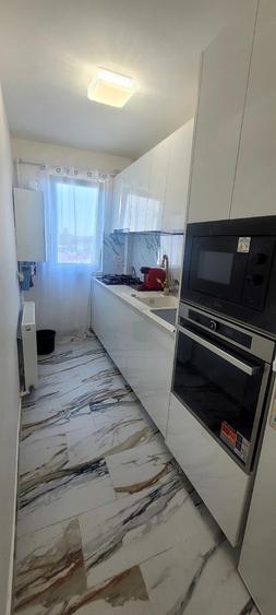 Apartament cu 2 camere decomandat în Ferentari