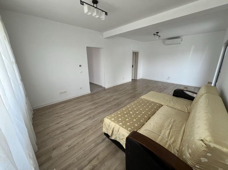 Casă cu 3 camere cu Teren 500 Mp în Exterior Vest
