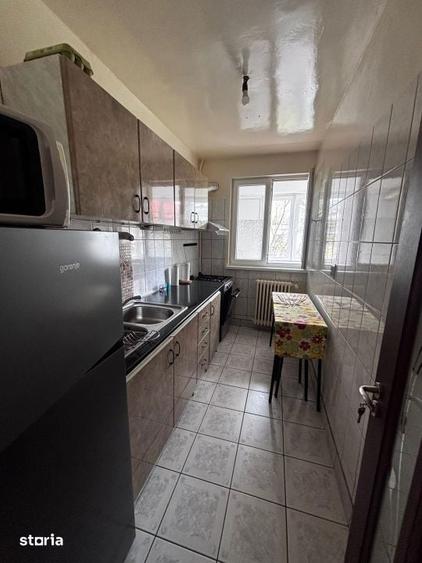 Apartament cu 2 camere semidecomandat în Giulești