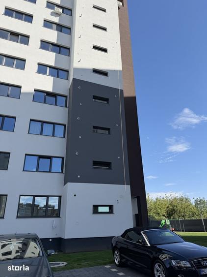Apartament cu 3 camere în Mioriței
