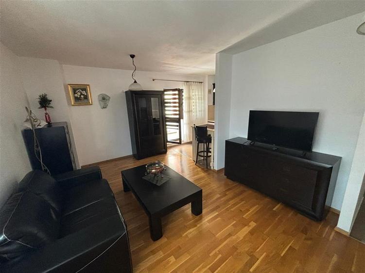 Apartament cu 2 Camere Decomandat in Privilegio - 2