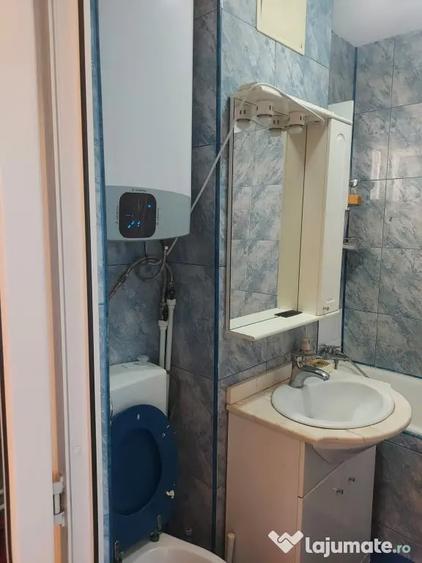 Apartament cu 2 camere decomandat în Exterior Vest